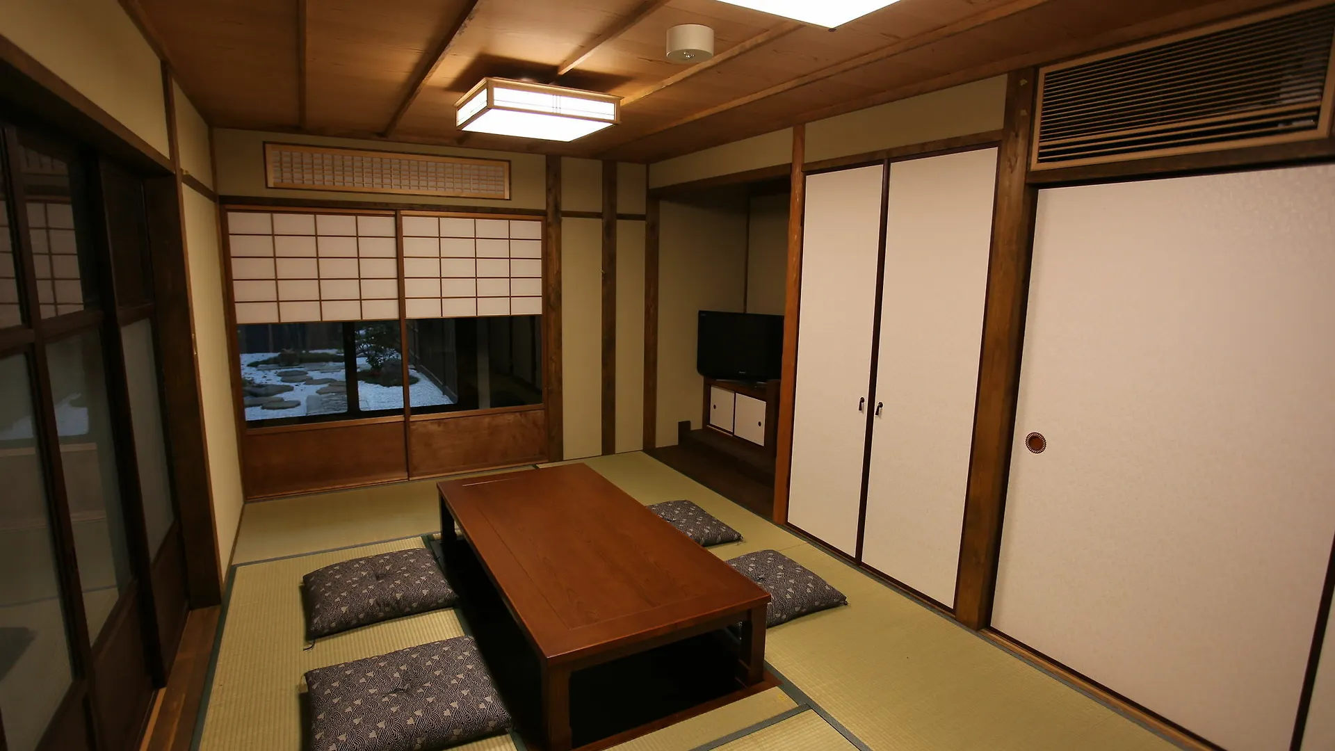 Garaku-An Apartment Kyoto